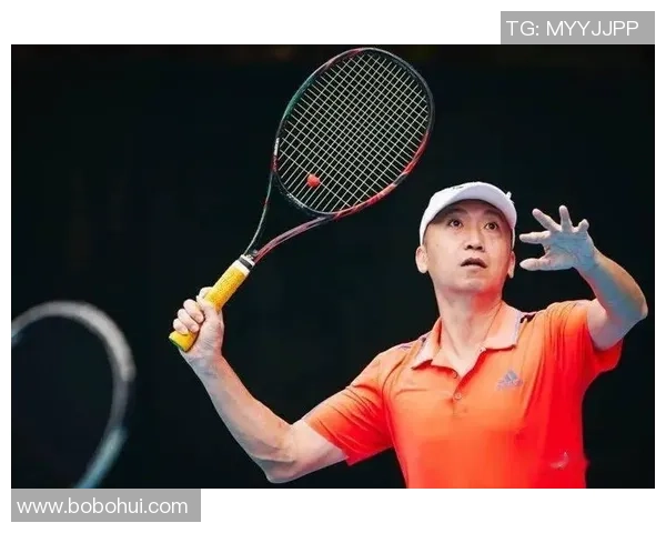 上海网球队成长之路：从青涩少年到网球精英的奋斗历程